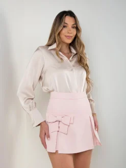 Blusa acetinada manga comprida