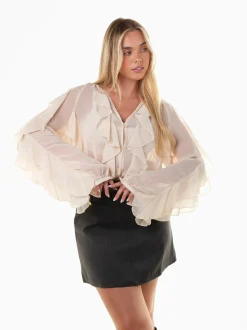 Blusa fluída com folhos