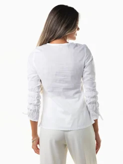 Blusa manga comprida com renda