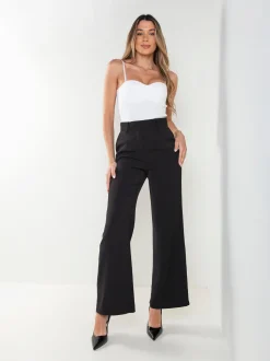 Calças alfaiataria com bolsos