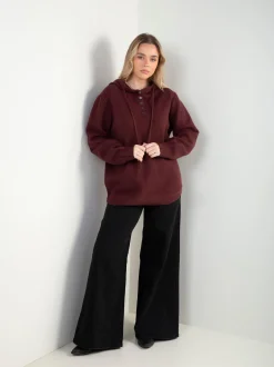 Camisola de malha com capuz e botões