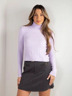 Camisola malha canelada com gola alta