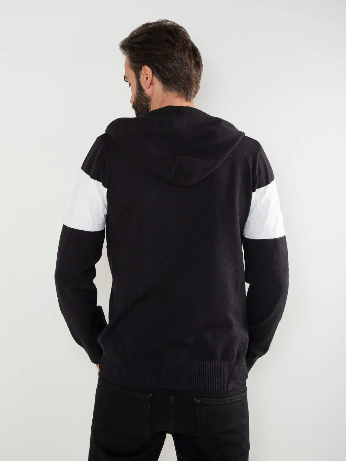 Camisola malha color block com capuz