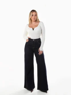 Camisola malha com detalhe dourado