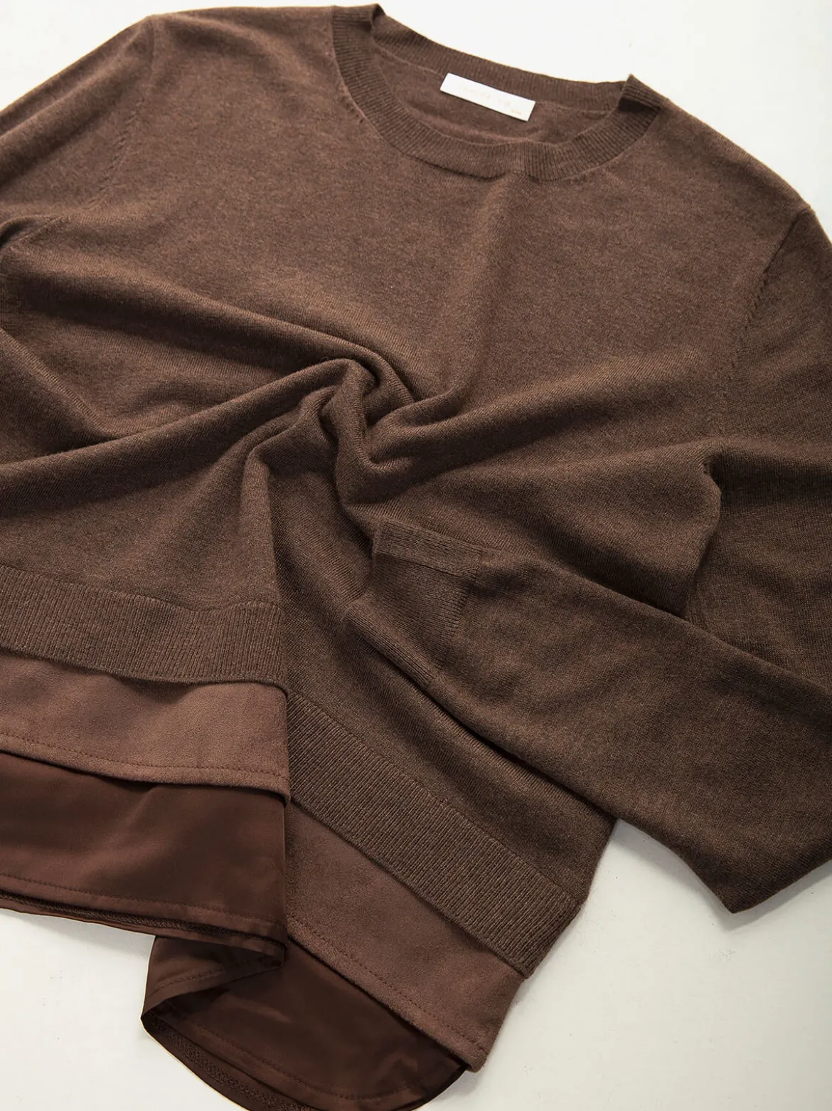Camisola malha com efeito blusa
