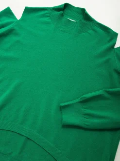 Camisola malha com ombros recortados