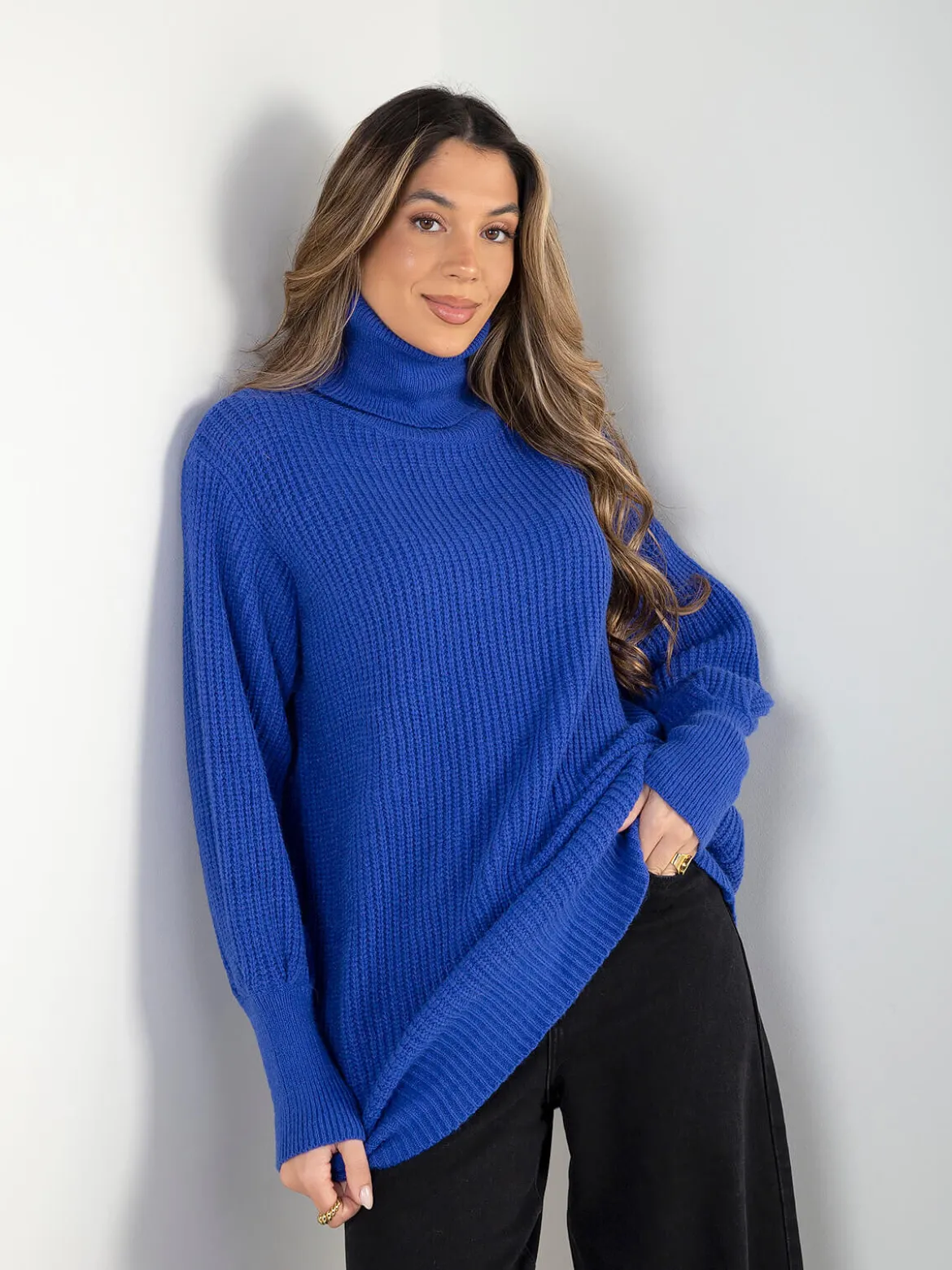 Camisola malha estruturada oversized gola alta