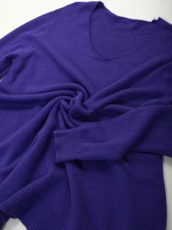 Camisola malha fluída em V