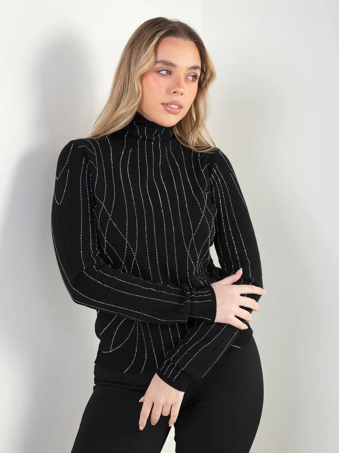Camisola malha gola alta com strass