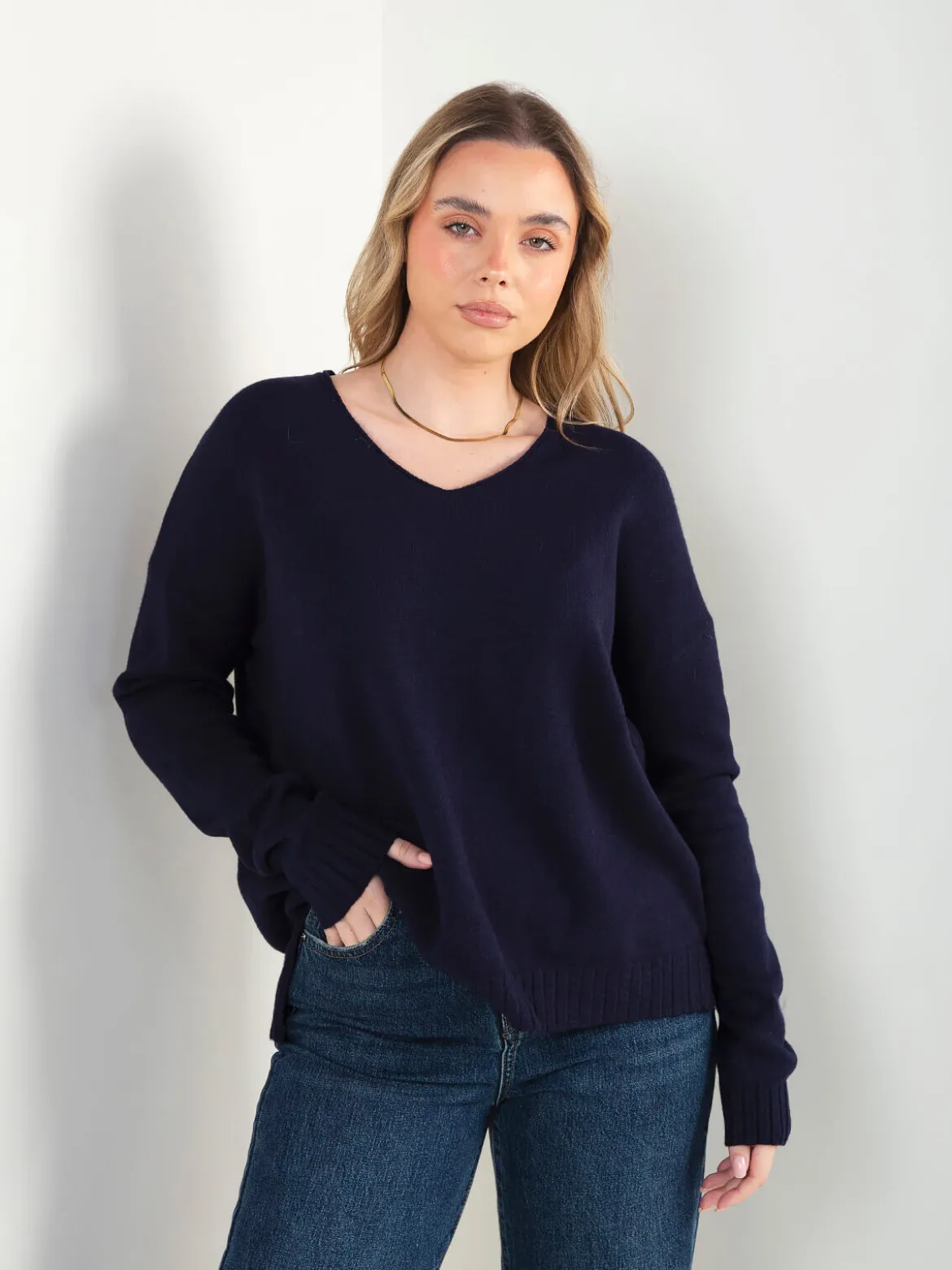 Camisola malha oversized com aberturas