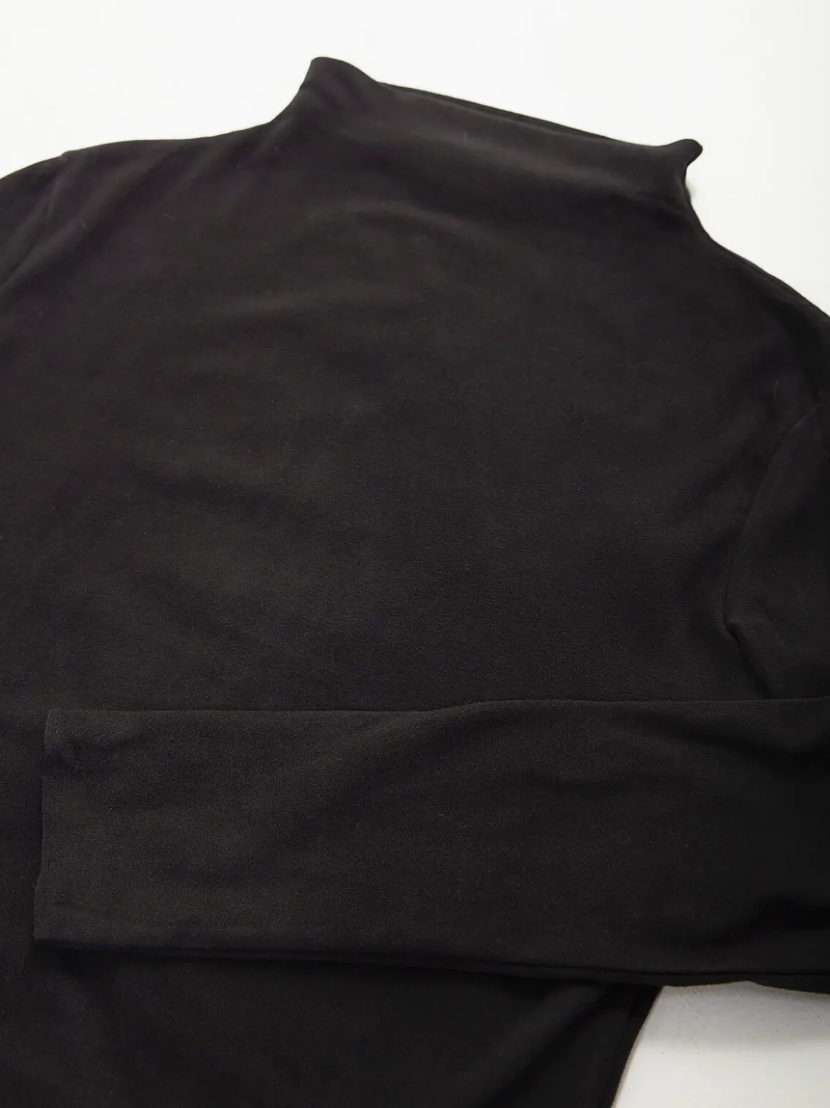 Camisola polar fina com gola subida