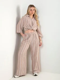 Conjunto efeito linho blusa e calças