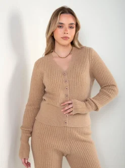 Conjunto malha casaco e calças