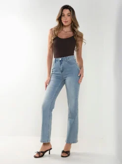 Jeans straight fit com bordado