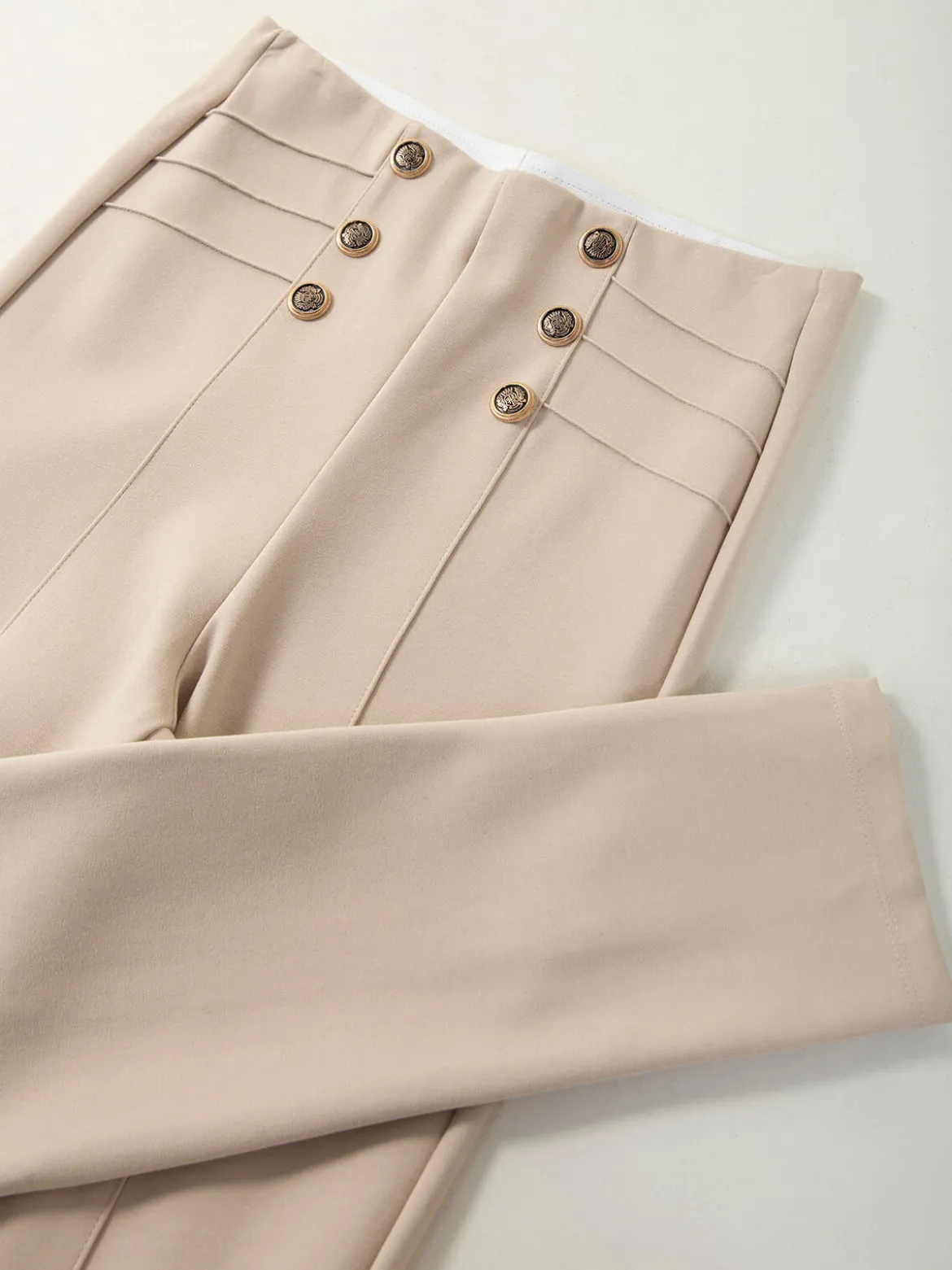 Leggings cintura alta botões dourados