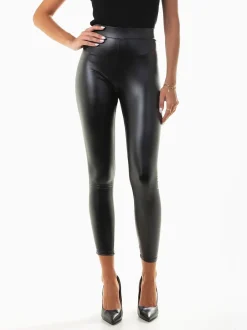 Leggings elásticas efeito pele