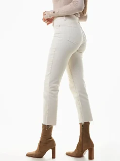 Mom jeans bege base desfiada
