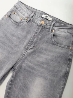 Mom jeans cinza