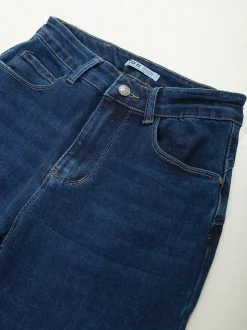 Mom jeans efeito push-up azul escuro