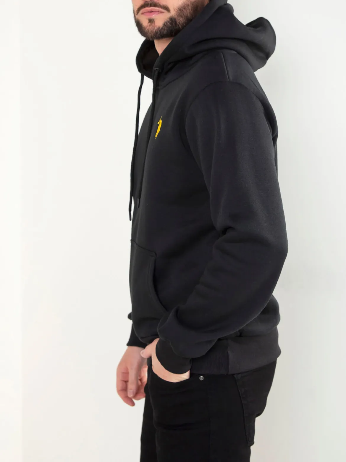 Sweatshirt capuz cardada com bordado