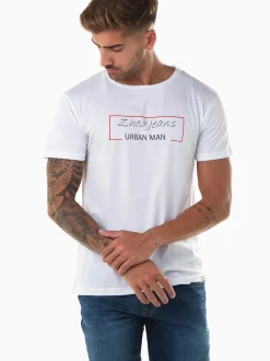 T-shirt estampada manga curta