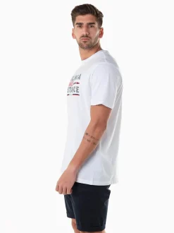 T-shirt manga curta com texto