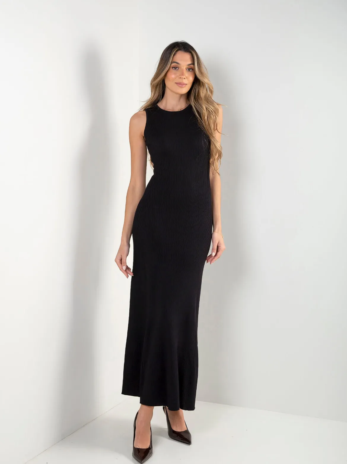 Vestido malha comprido decote halter