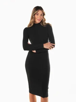 Vestido midi justo com gola perkins